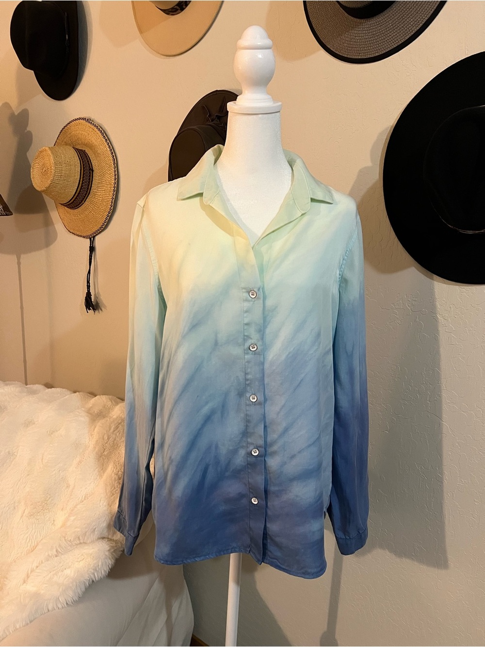 Bella Dahl Women's Ombre Button-Up Shirt - Blue & Mint Made in the USA  S